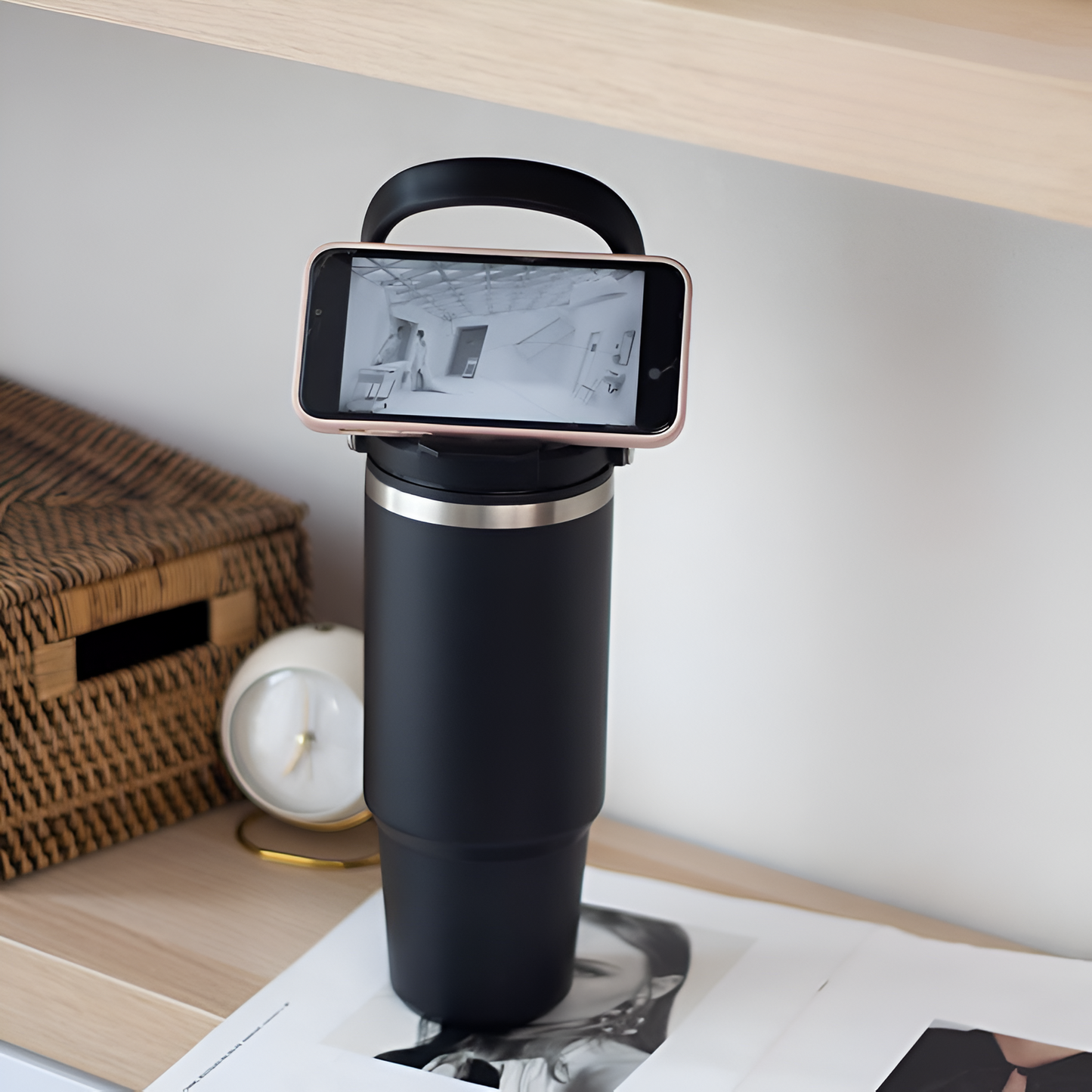 Personalized Eclat 2.0 — 2-way sip, 900ml Tote Tumbler